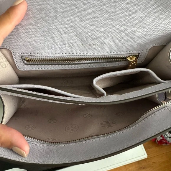 Tory Burch Lilac Crossbody Purse GUC - Picture 6 of 7